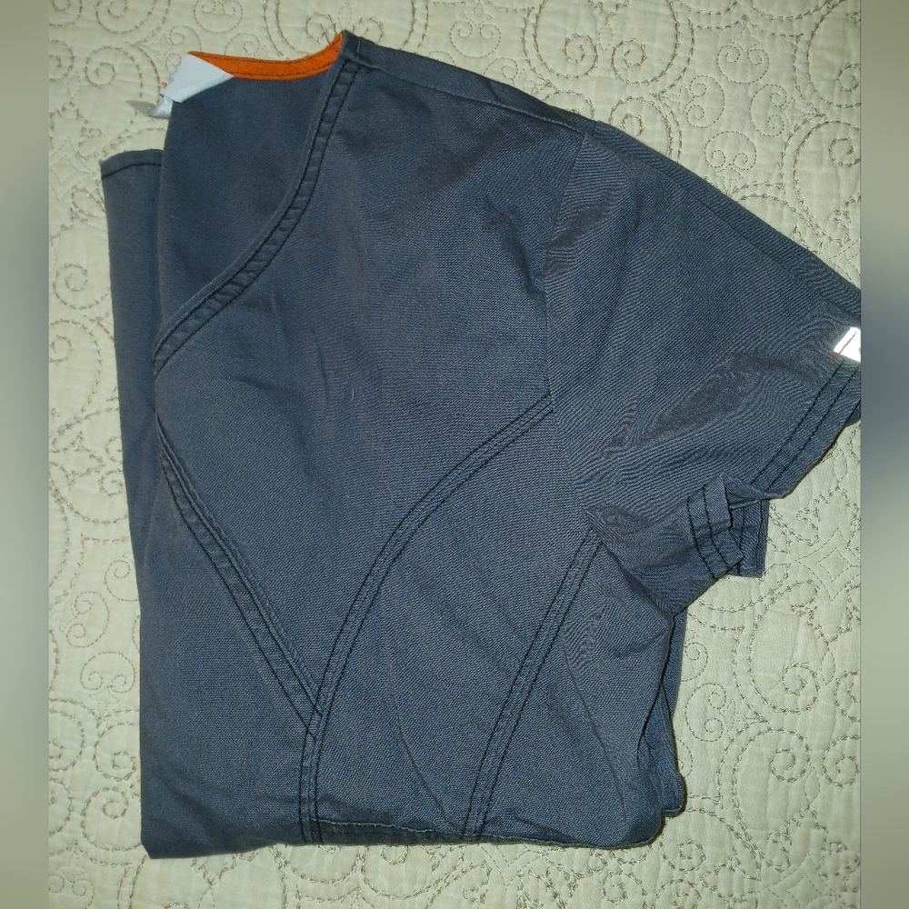 Code Happy Gray Scrub Top Size XS - Picture 8 of 8
